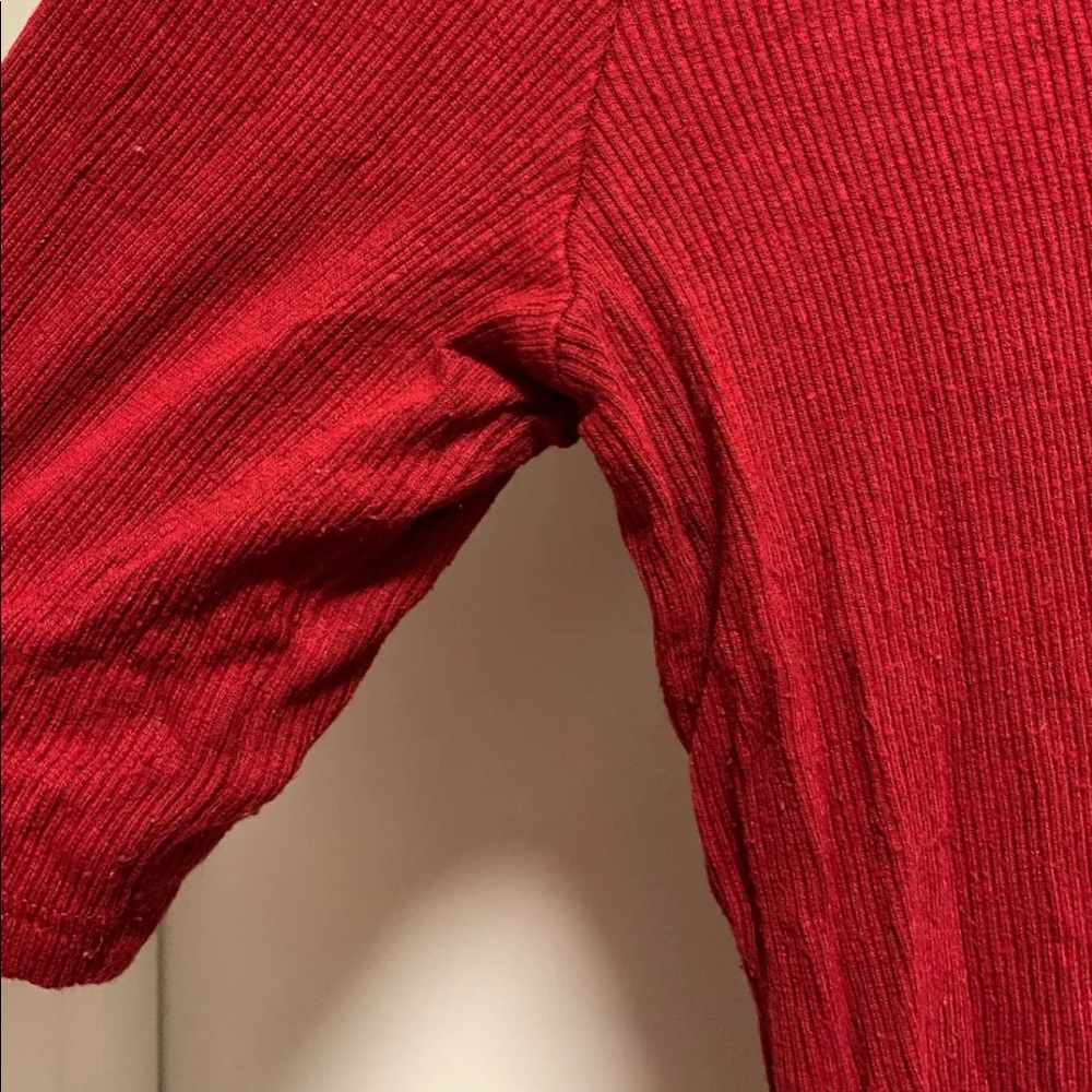 🌺🌺Deep red blouse - Picture 4 of 4